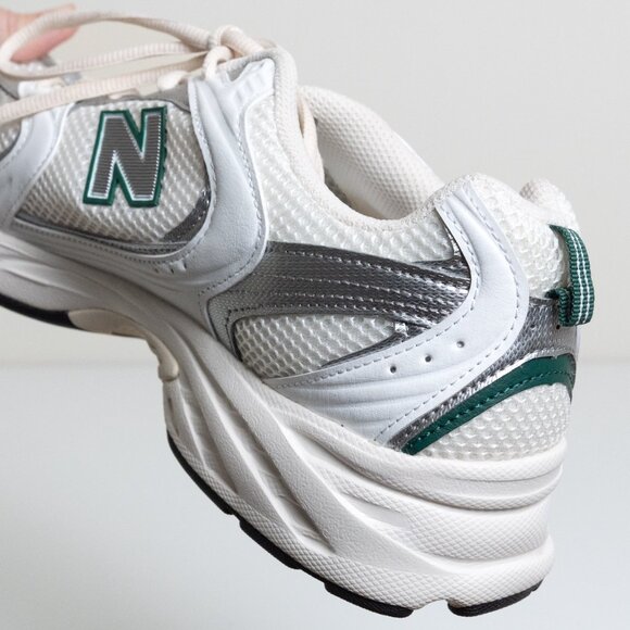 New Balance 530 Sea Salt Marsh Green - Picture 10 of 14